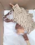 Hobby Horse Średni koń na kiju Premium srokaty tobiano z beżową grzywą A4