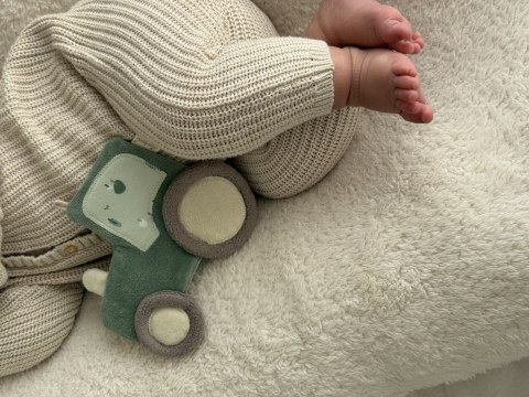 Przytulanka komforter szeleszczący Traktor szeleścik szmatka dzieci sigikid